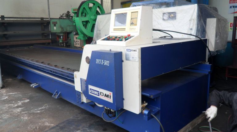 cnc v켓팅기 대영기계